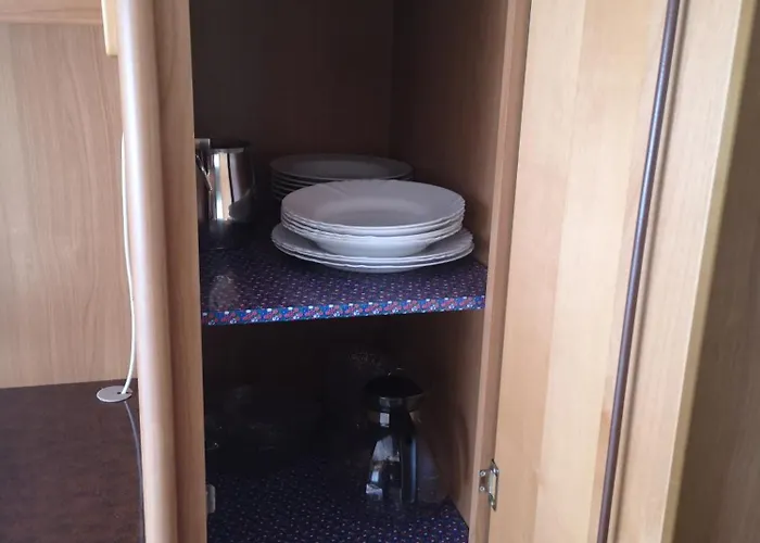 Pocitniska Prikolica Zeleni Raj